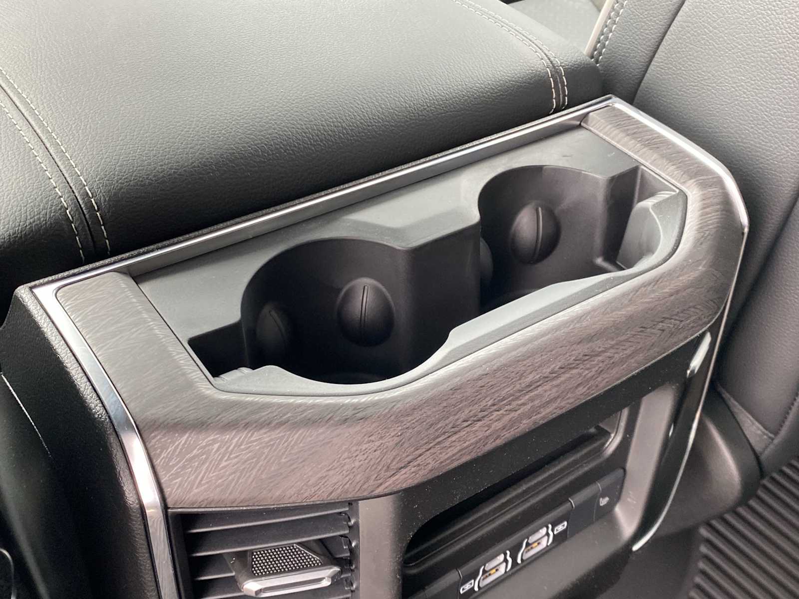 Thumbnail: 2026 RAM 1500 - 36