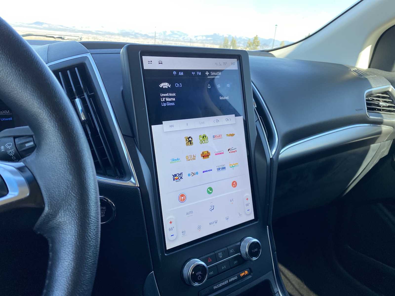 Thumbnail: 2023 Ford Edge - 22