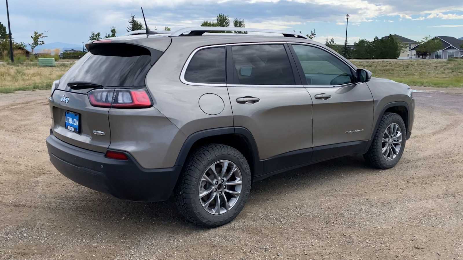 Thumbnail: 2020 Jeep Cherokee - 8