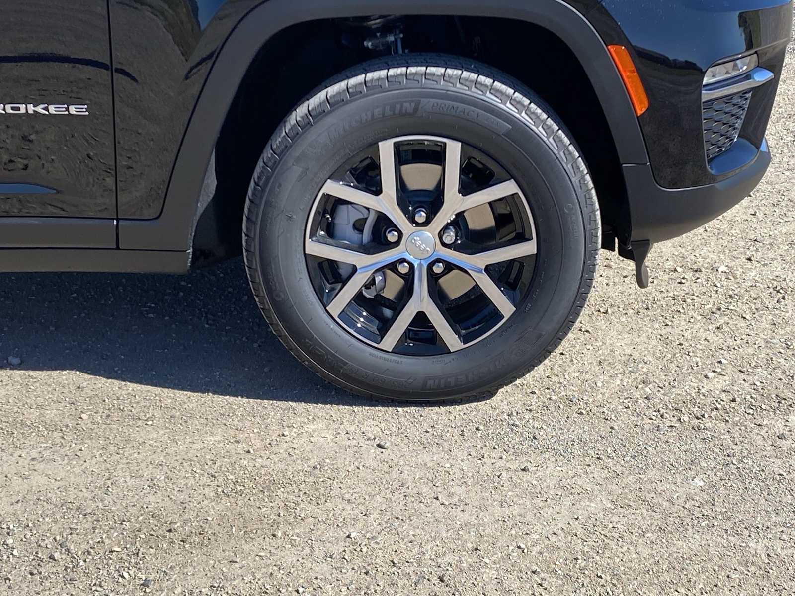 Thumbnail: 2025 Jeep Grand Cherokee - 14