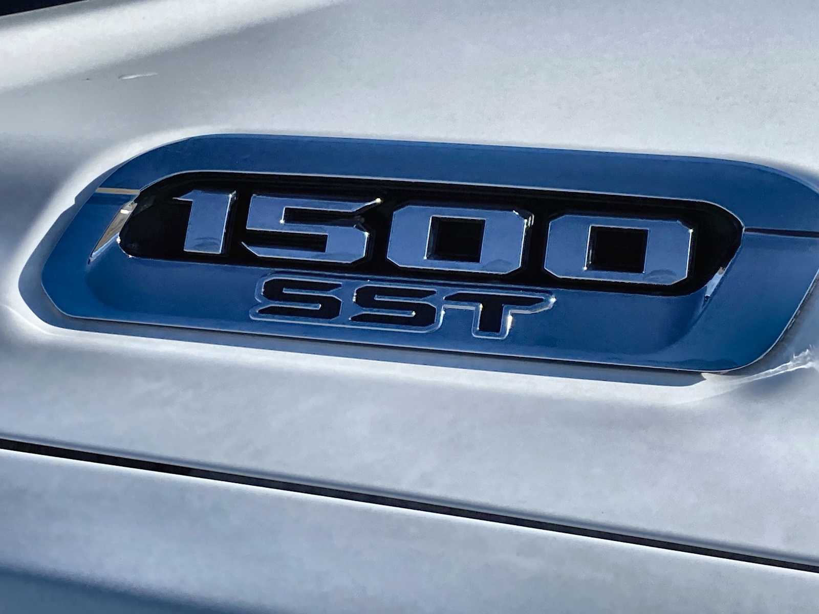 Thumbnail: 2025 RAM 1500 - 14