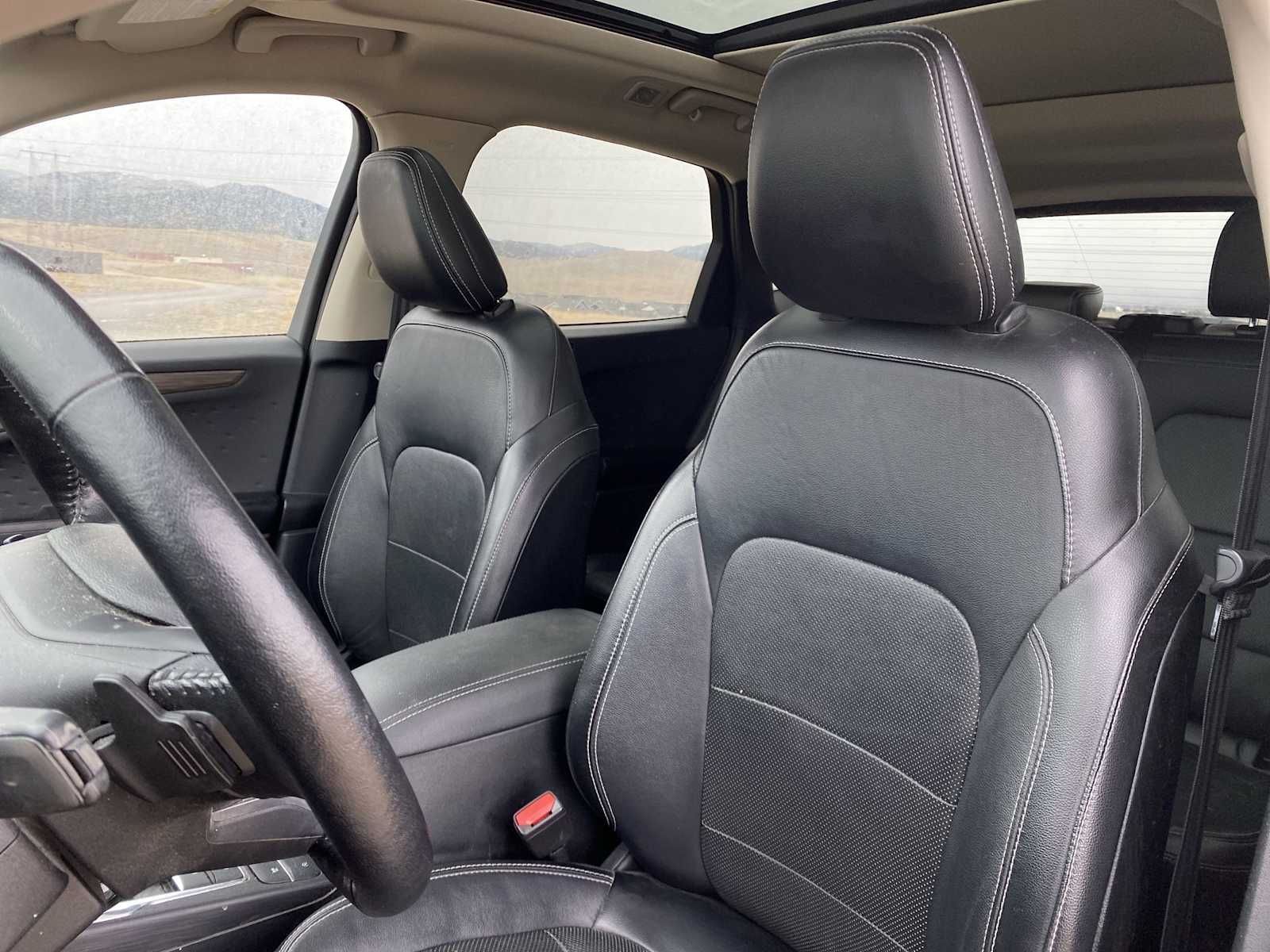 Thumbnail: 2020 Ford Escape - 17