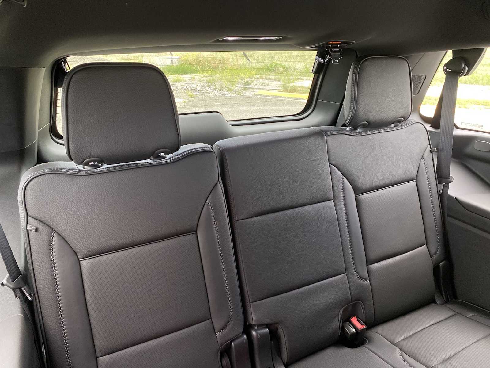 2022 GMC Yukon Denali 29