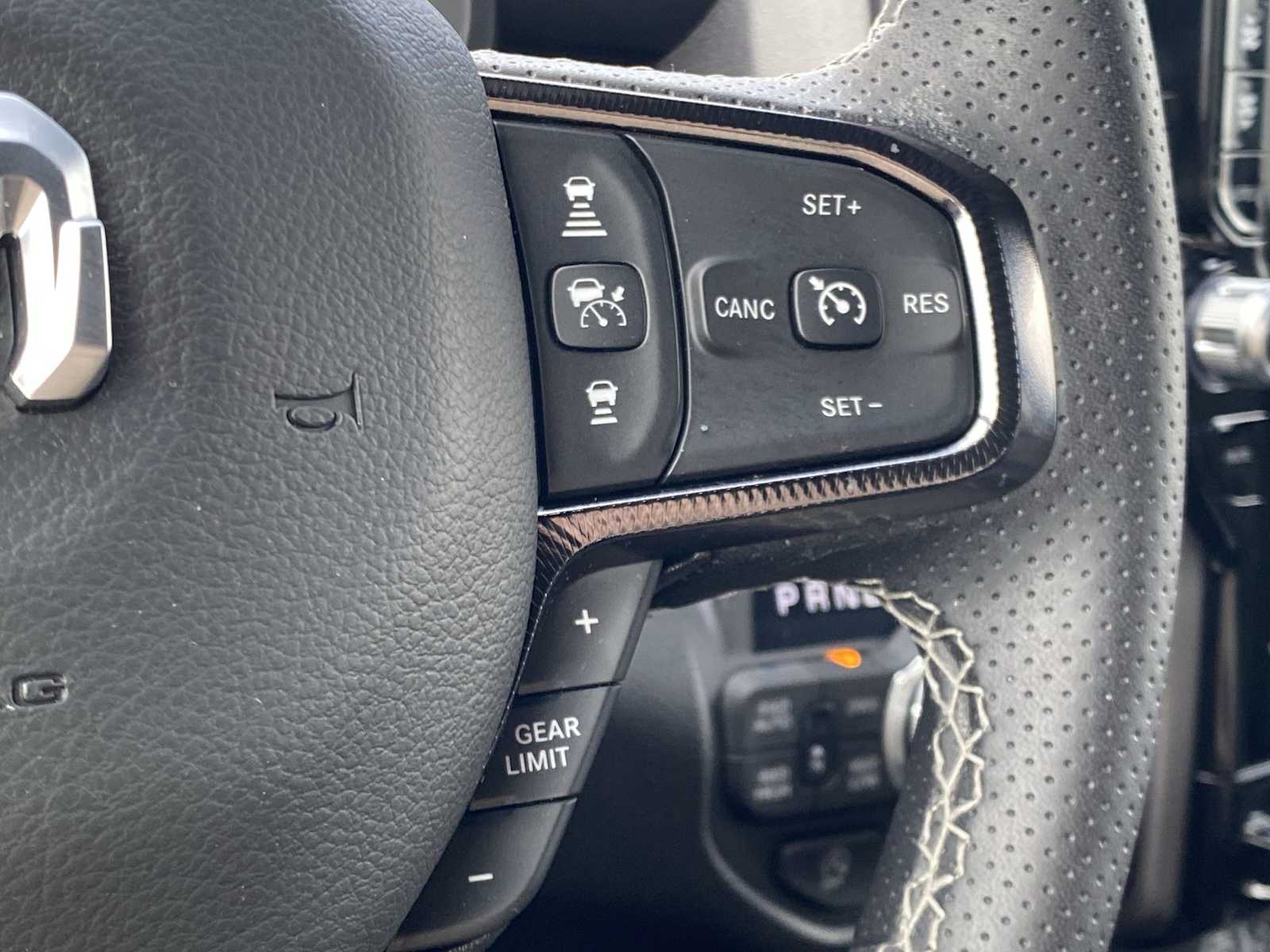 Thumbnail: 2026 RAM 1500 - 32