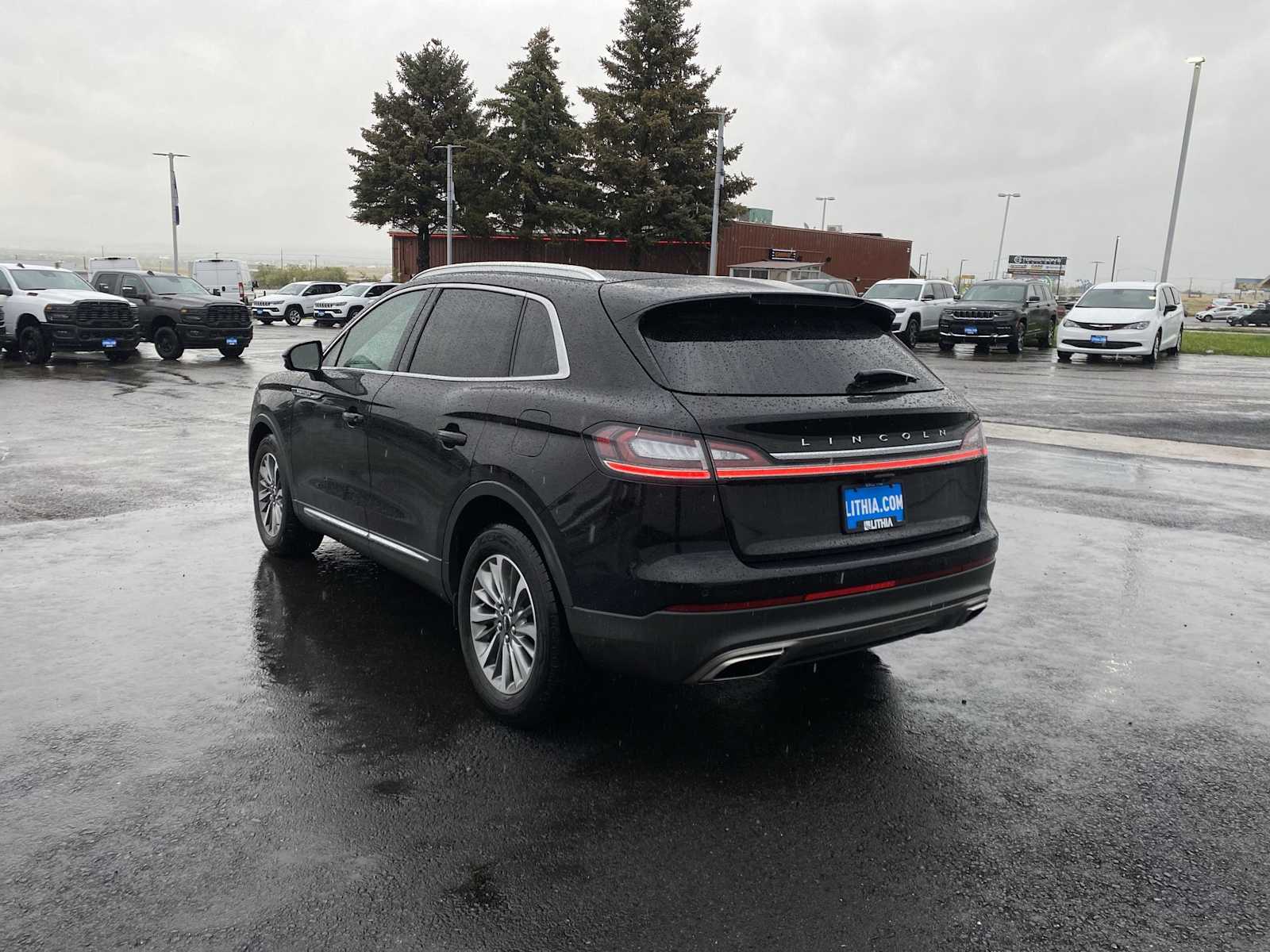 2021 Lincoln Nautilus Standard 11