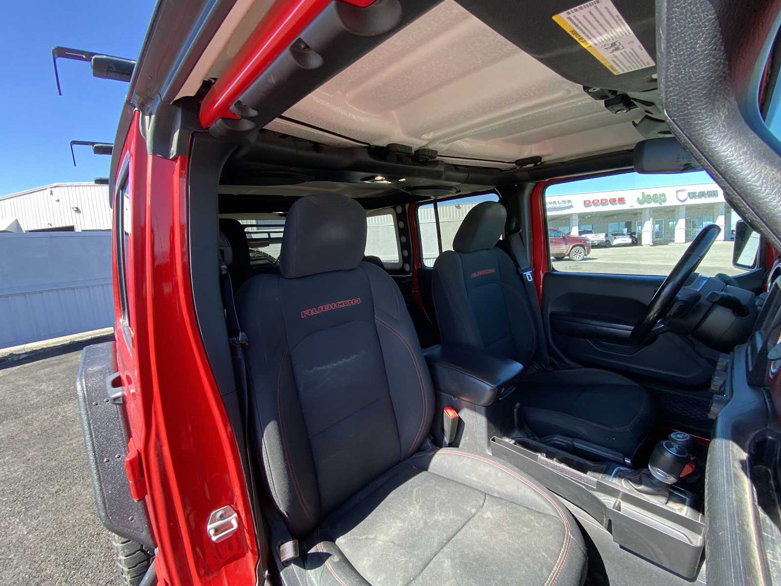Thumbnail: 2020 Jeep Wrangler - 18