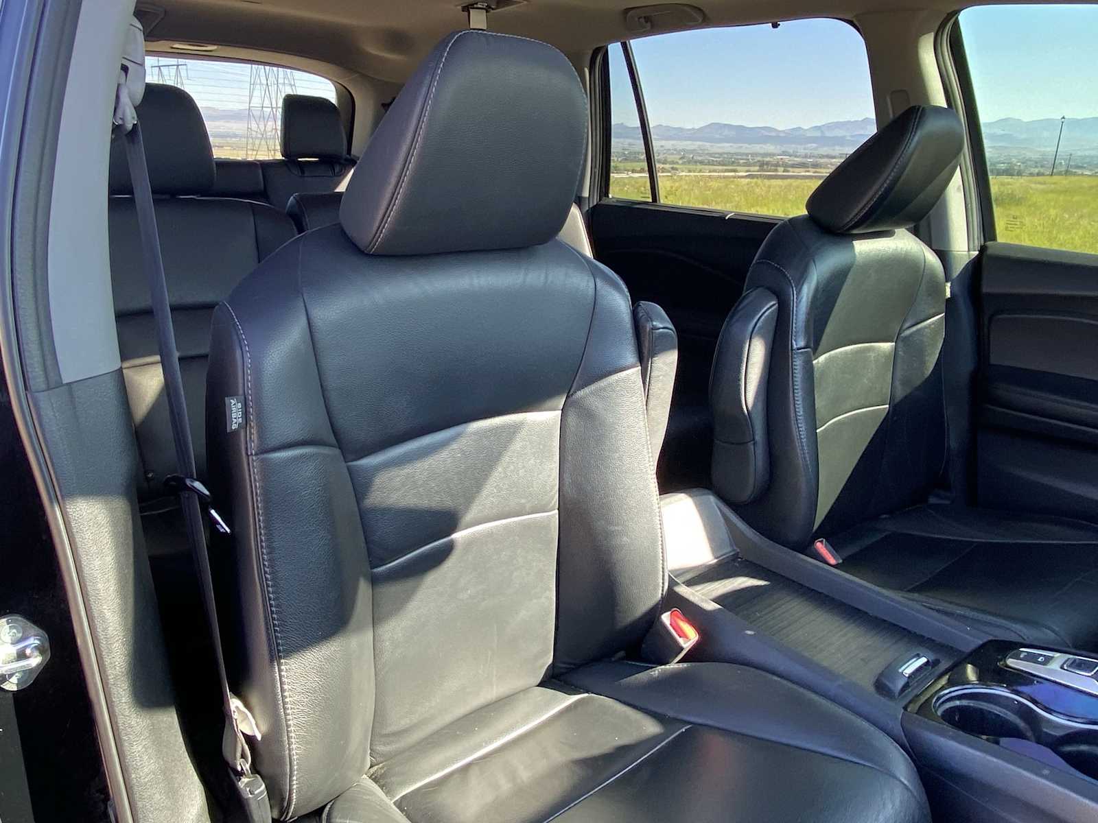 Thumbnail: 2019 Honda Pilot - 17