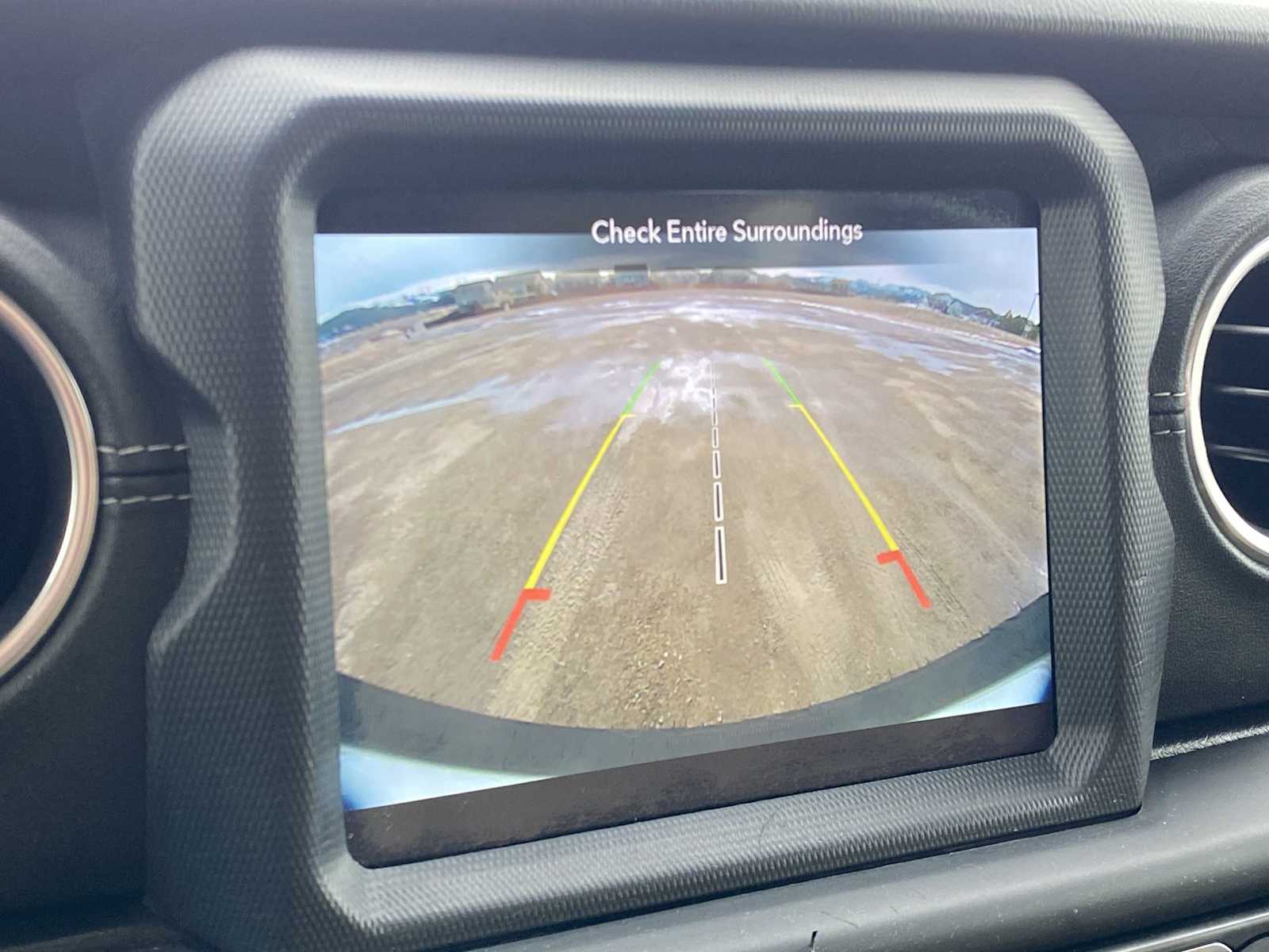 Thumbnail: 2019 Jeep Wrangler - 27