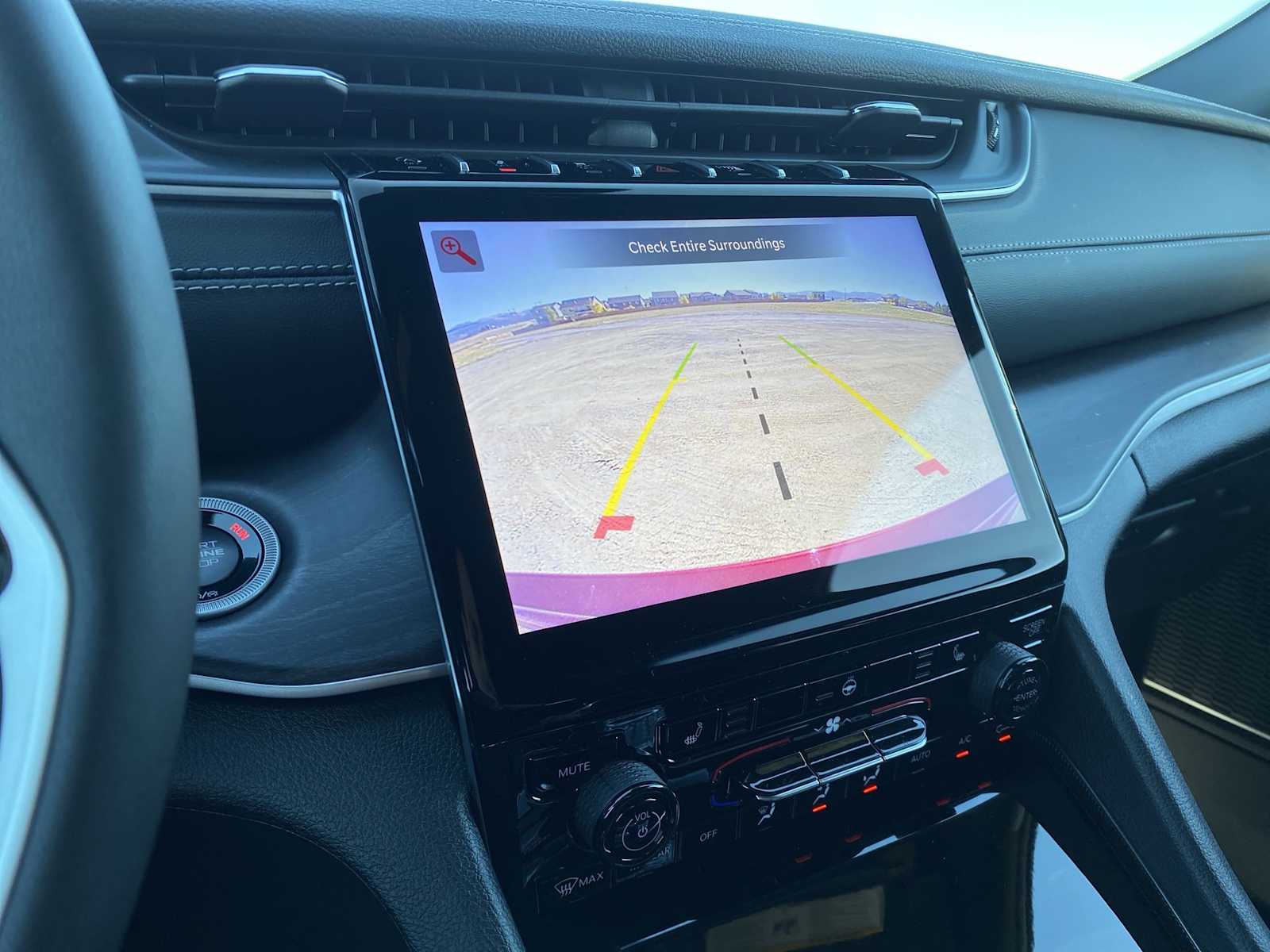 Thumbnail: 2025 Jeep Grand Cherokee - 23