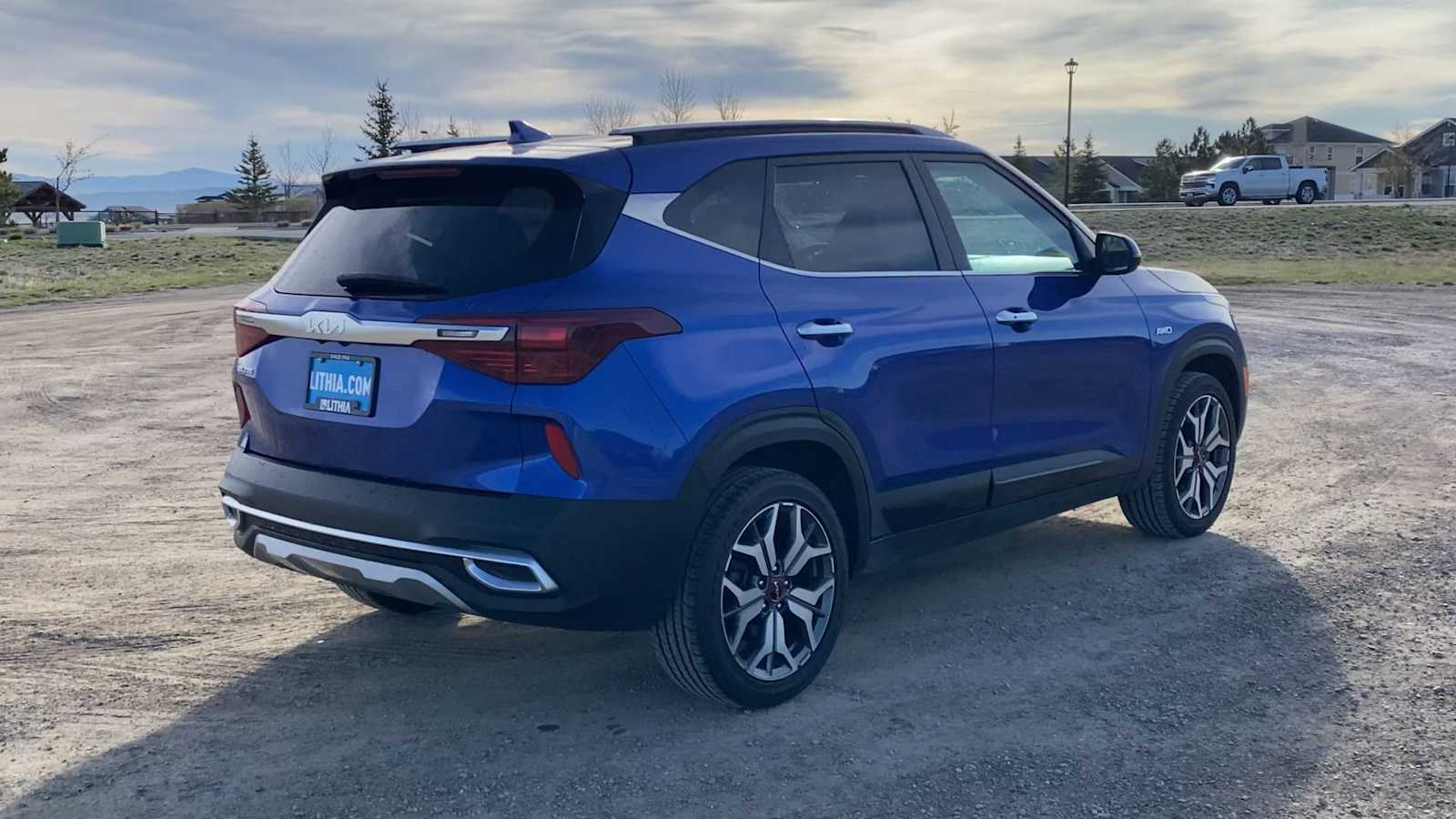 Thumbnail: 2023 Kia Seltos - 8