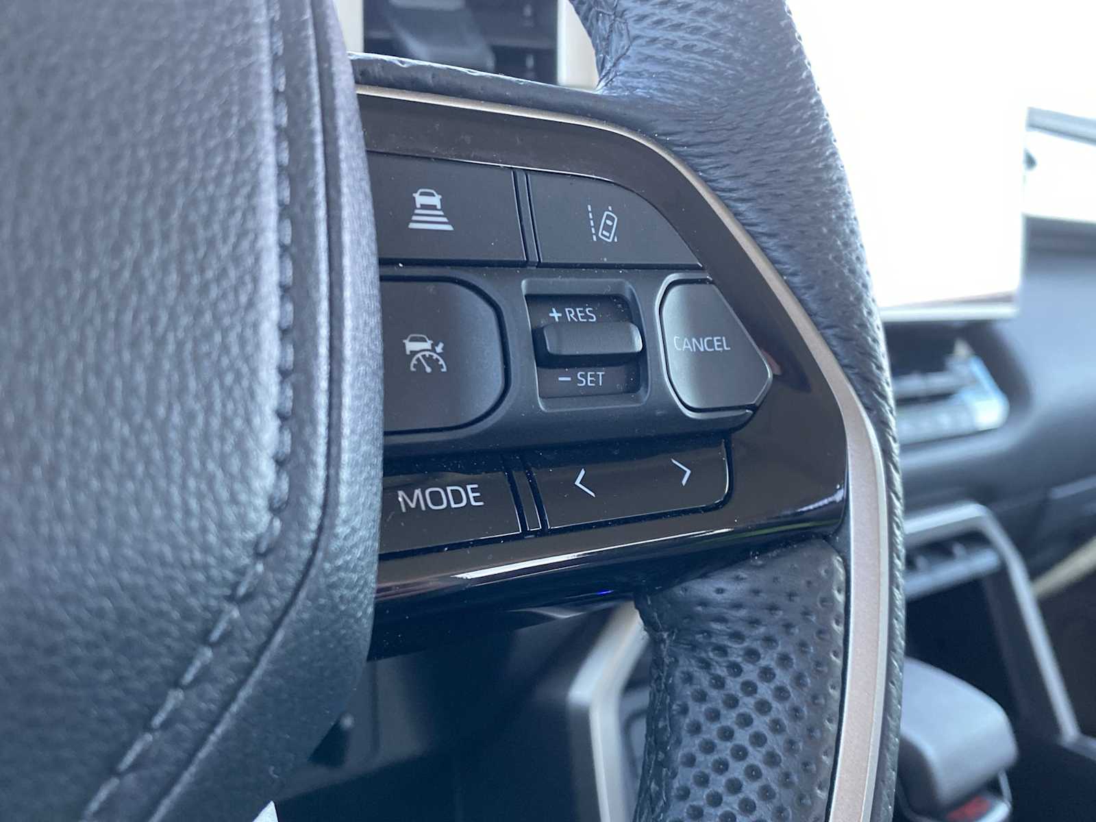 Thumbnail: 2024 Toyota Tundra - 31