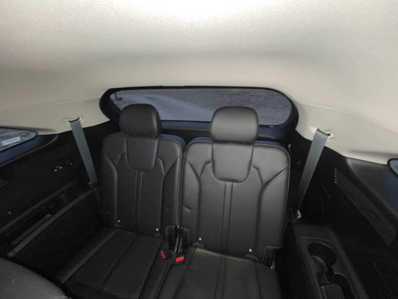 Thumbnail: 2024 Kia Sorento - 18