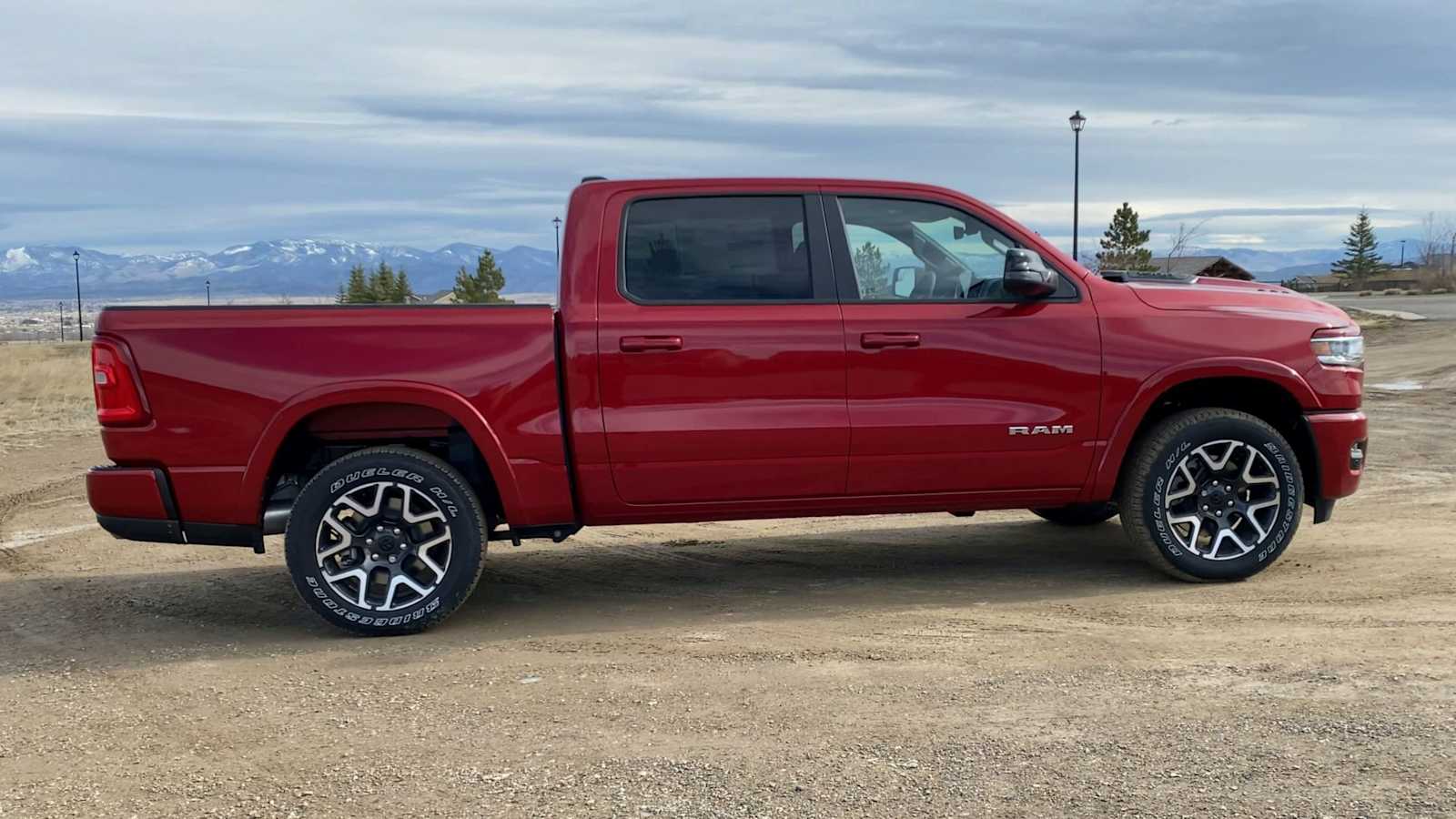 Thumbnail: 2026 RAM 1500 - 9