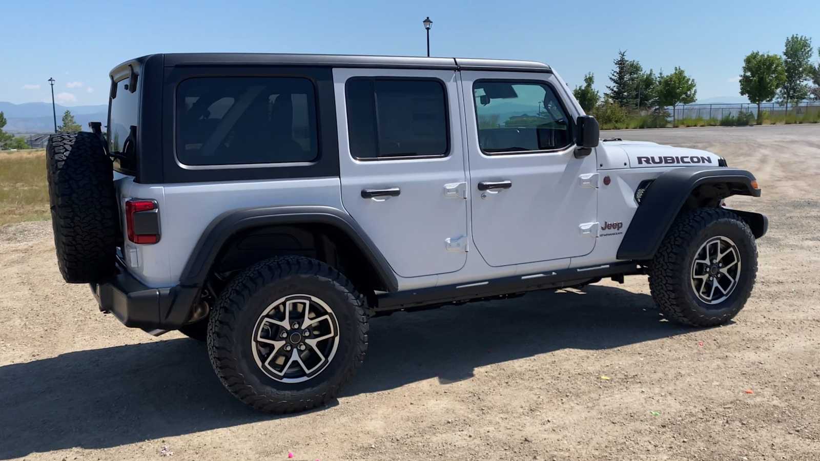 Thumbnail: 2025 Jeep Wrangler - 9