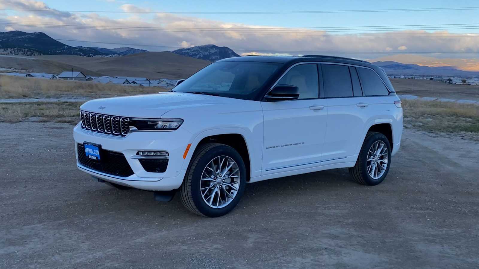 Thumbnail: 2025 Jeep Grand Cherokee - 5