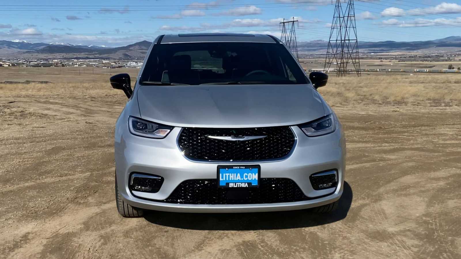 Thumbnail: 2026 Chrysler Pacifica - 3