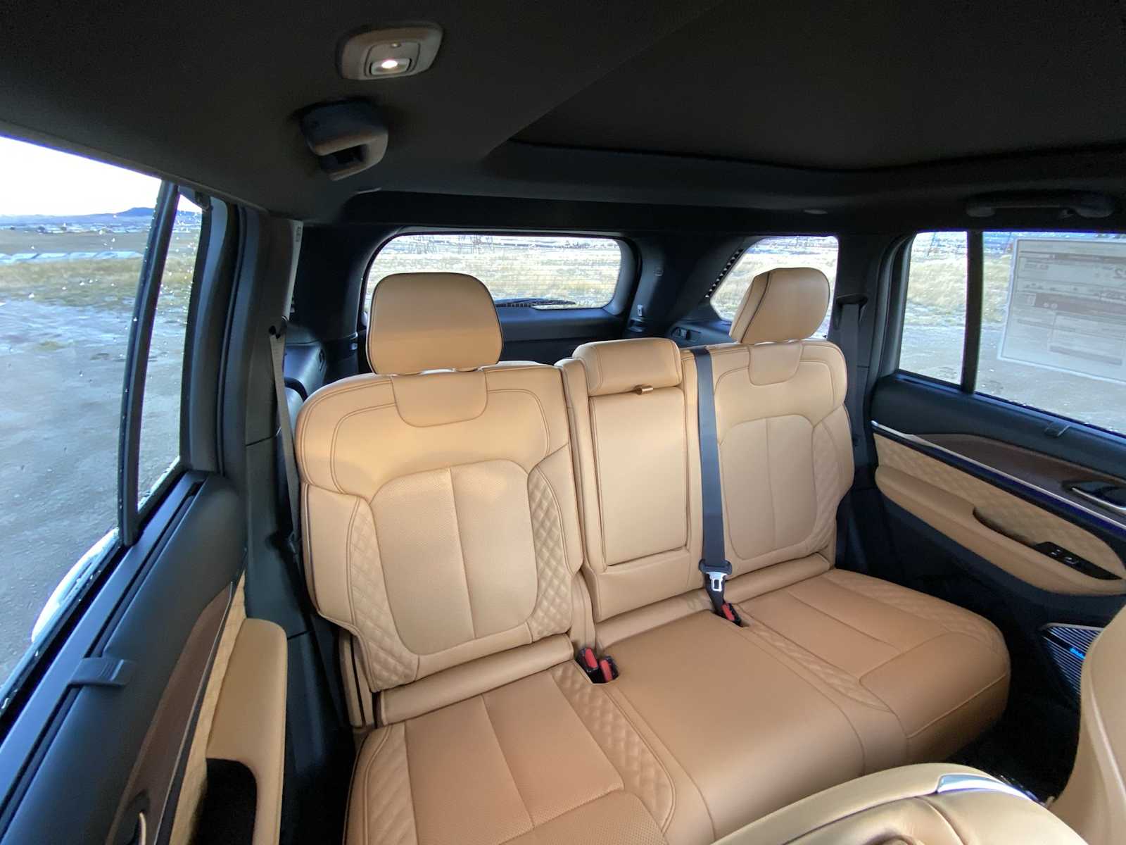 Thumbnail: 2025 Jeep Grand Cherokee - 16