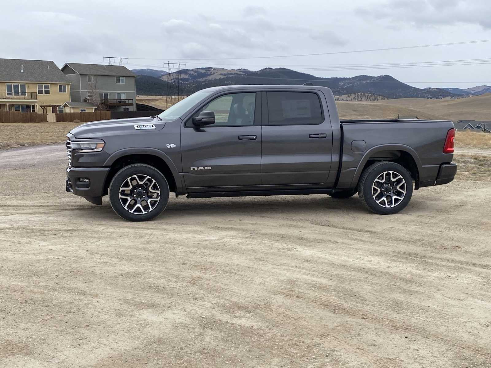 Thumbnail: 2026 RAM 1500 - 10