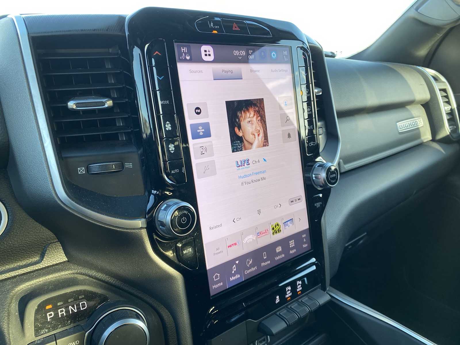 Thumbnail: 2025 RAM 1500 - 21