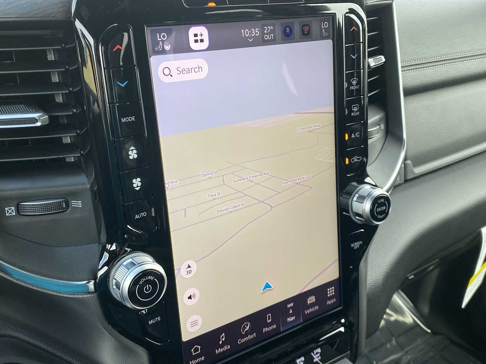 Thumbnail: 2025 RAM 1500 - 26