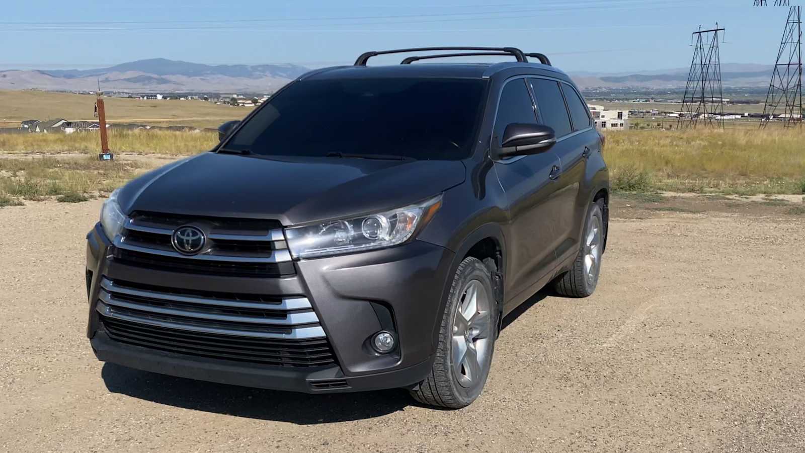 Thumbnail: 2017 Toyota Highlander - 4