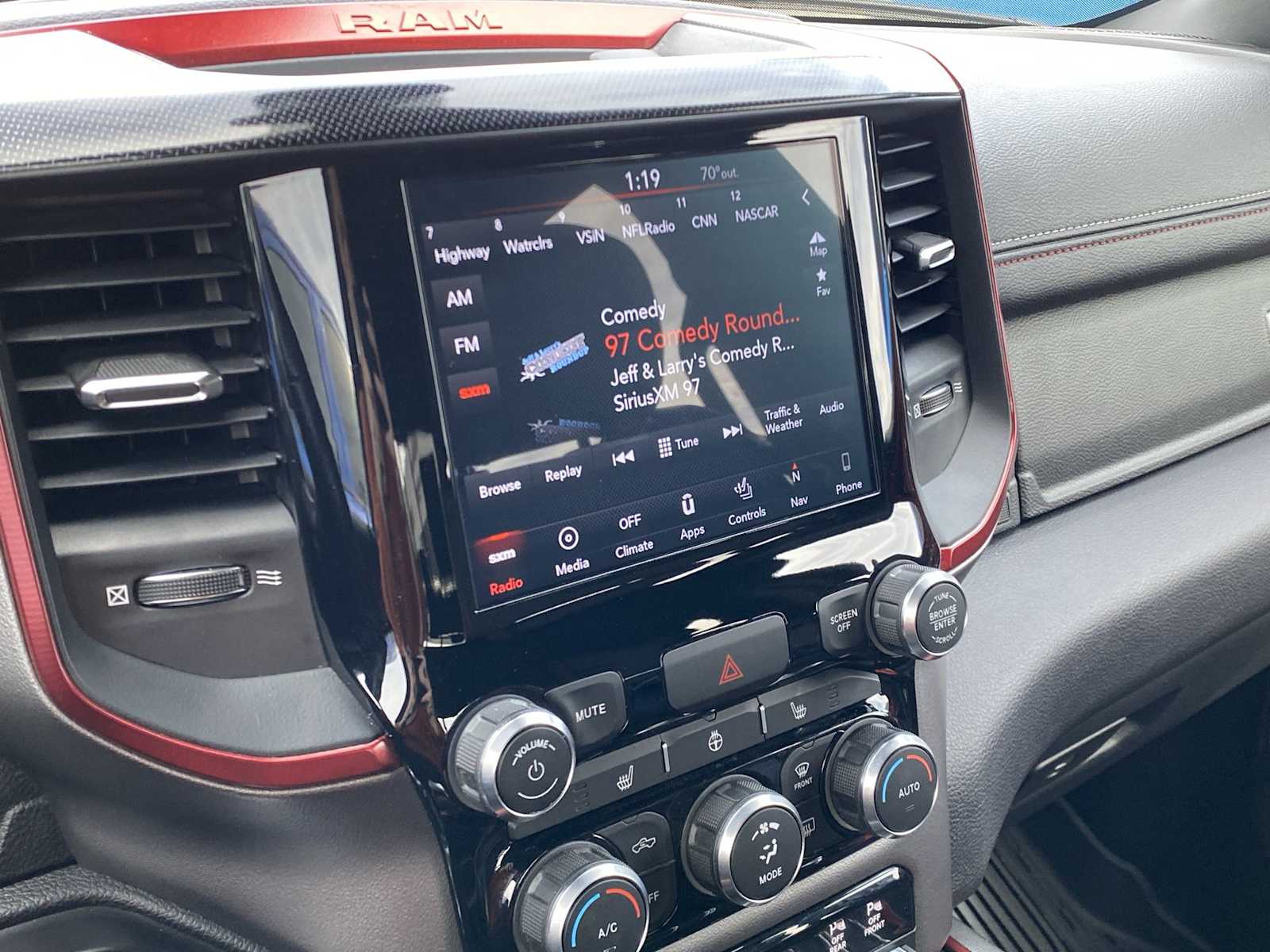 Thumbnail: 2019 RAM 1500 - 28