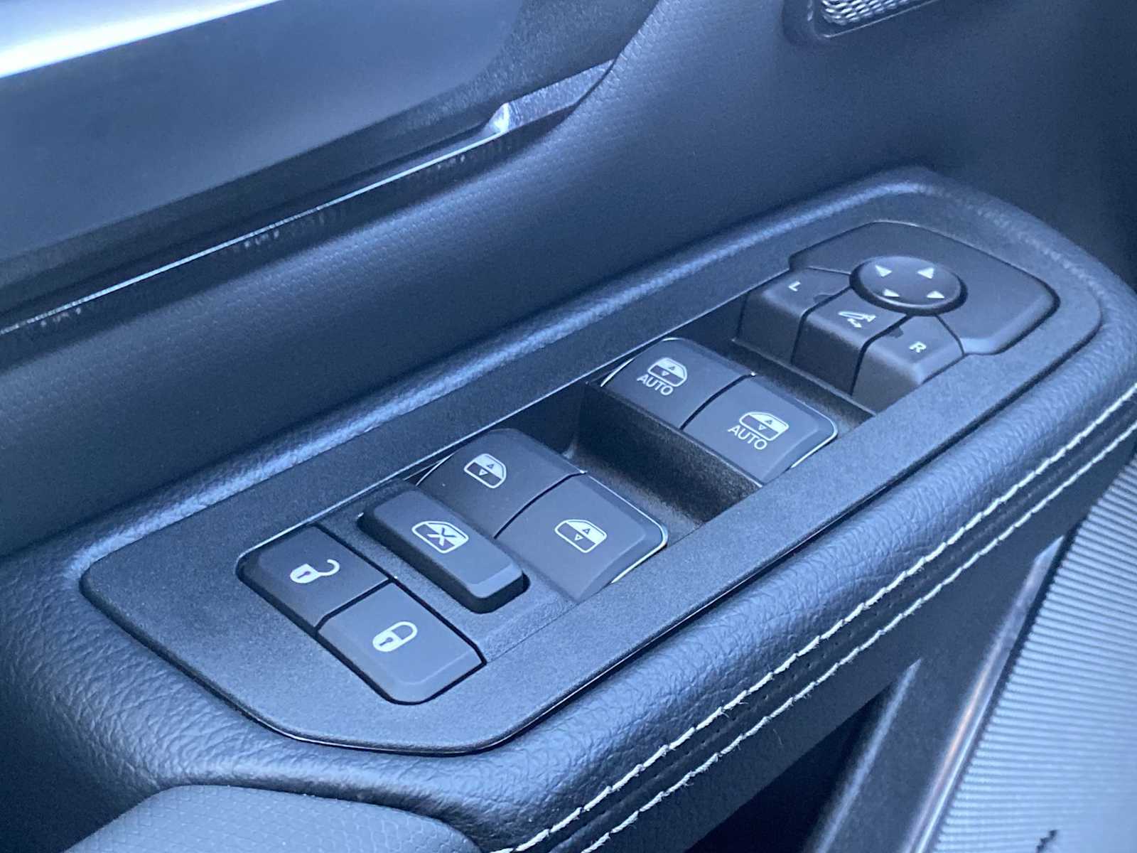Thumbnail: 2026 RAM 1500 - 20