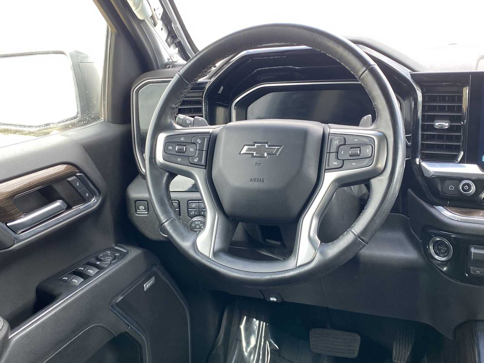 Thumbnail: 2024 Chevrolet Silverado 1500 - 29