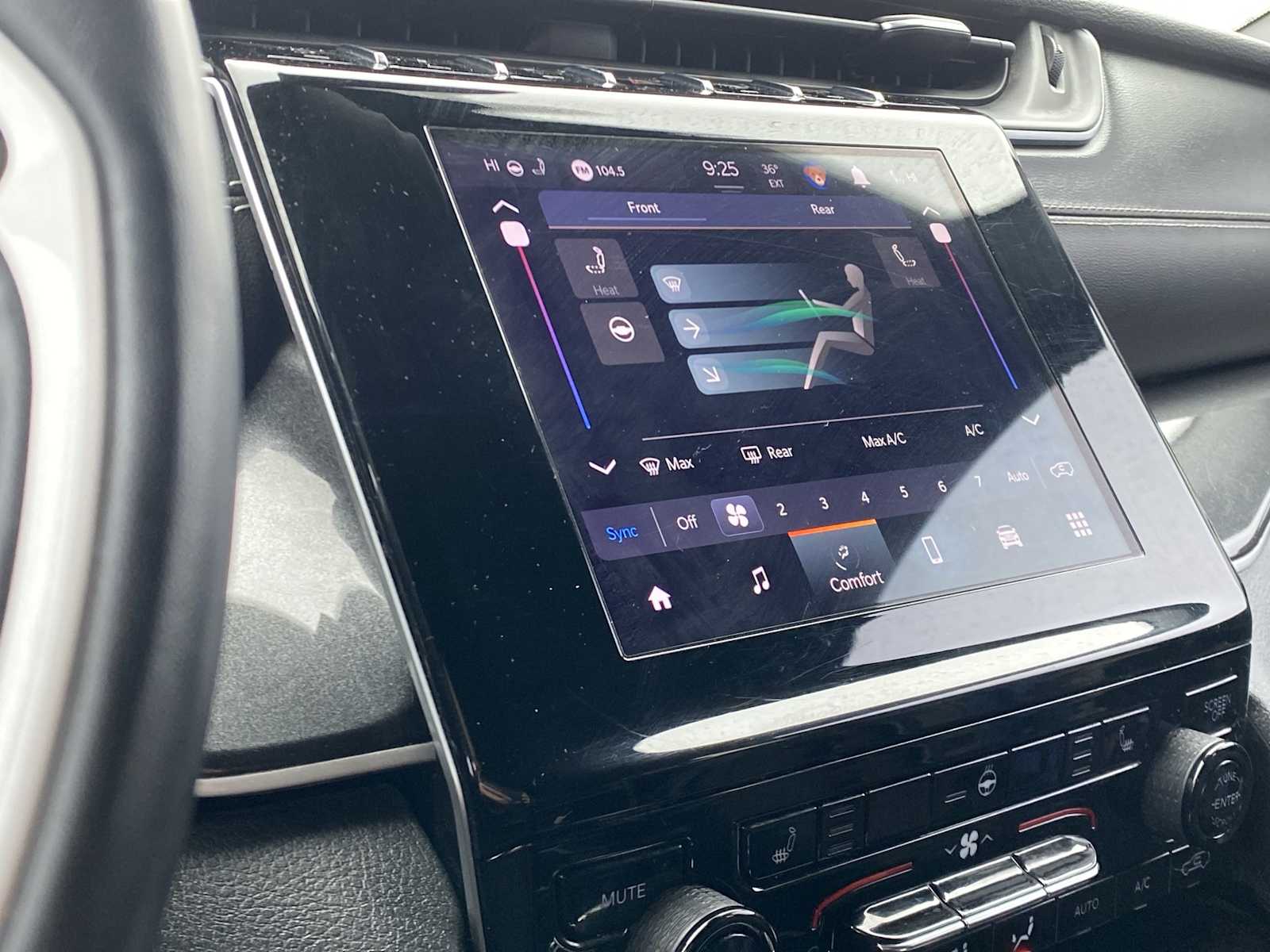 Thumbnail: 2021 Jeep Grand Cherokee L - 21