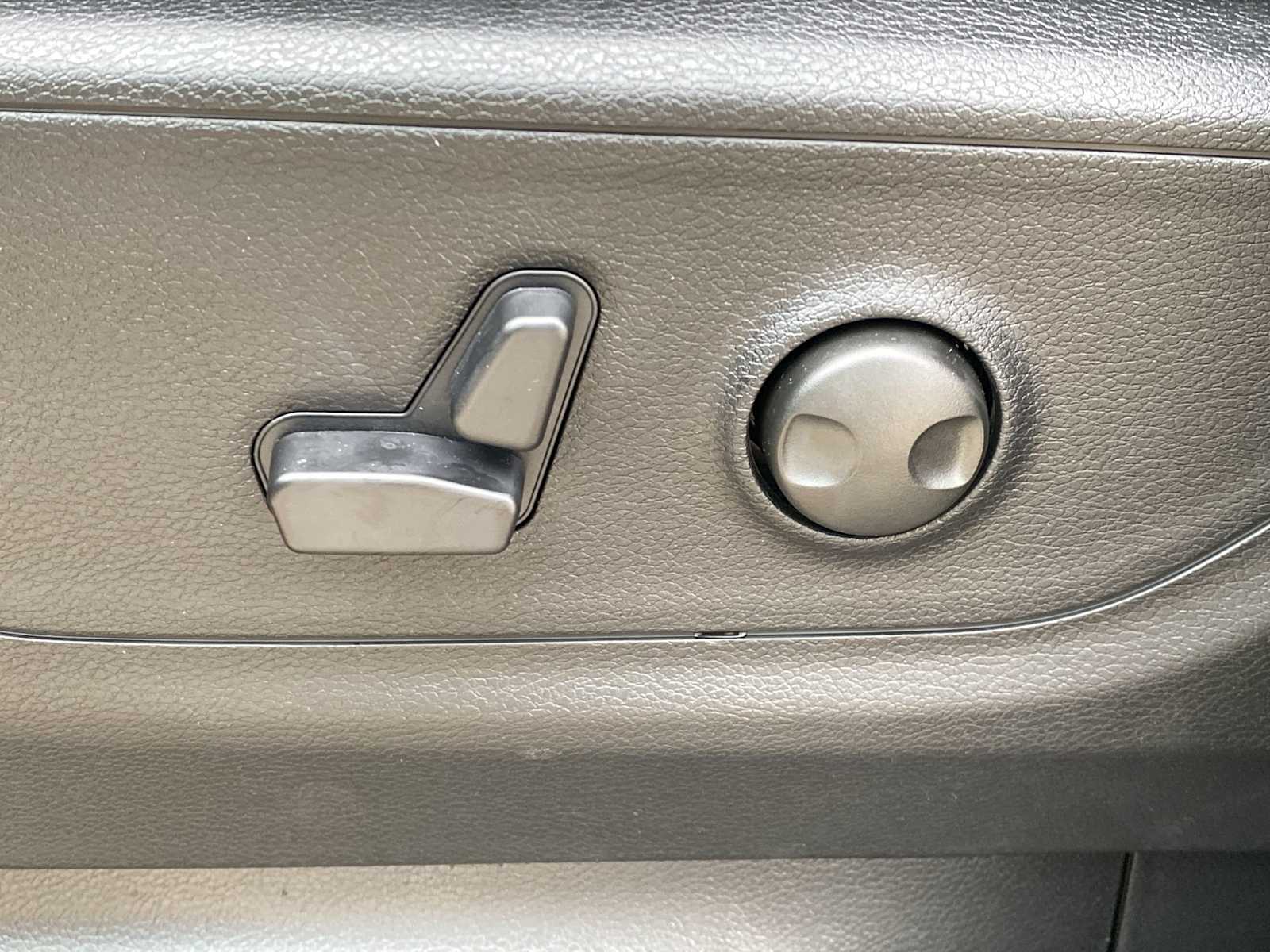 Thumbnail: 2026 RAM 1500 - 21