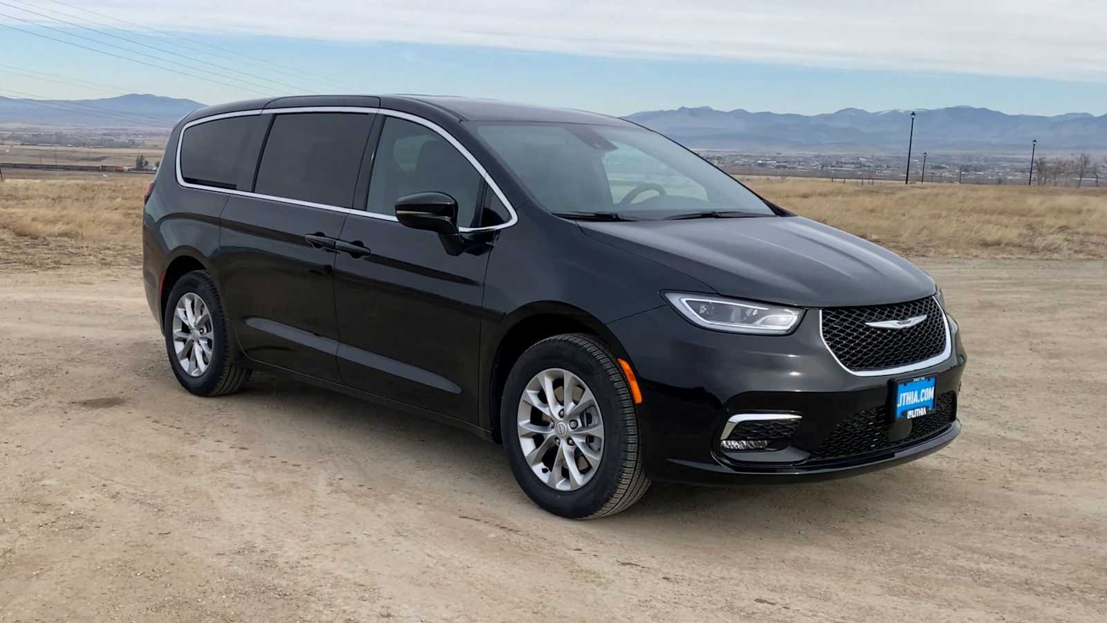 Thumbnail: 2026 Chrysler Pacifica - 2