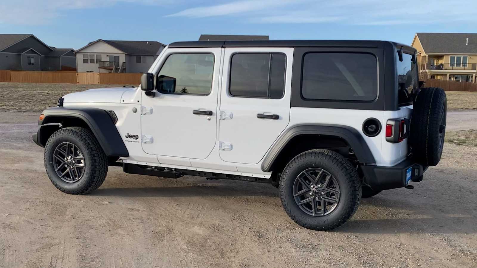 Thumbnail: 2026 Jeep Wrangler - 6