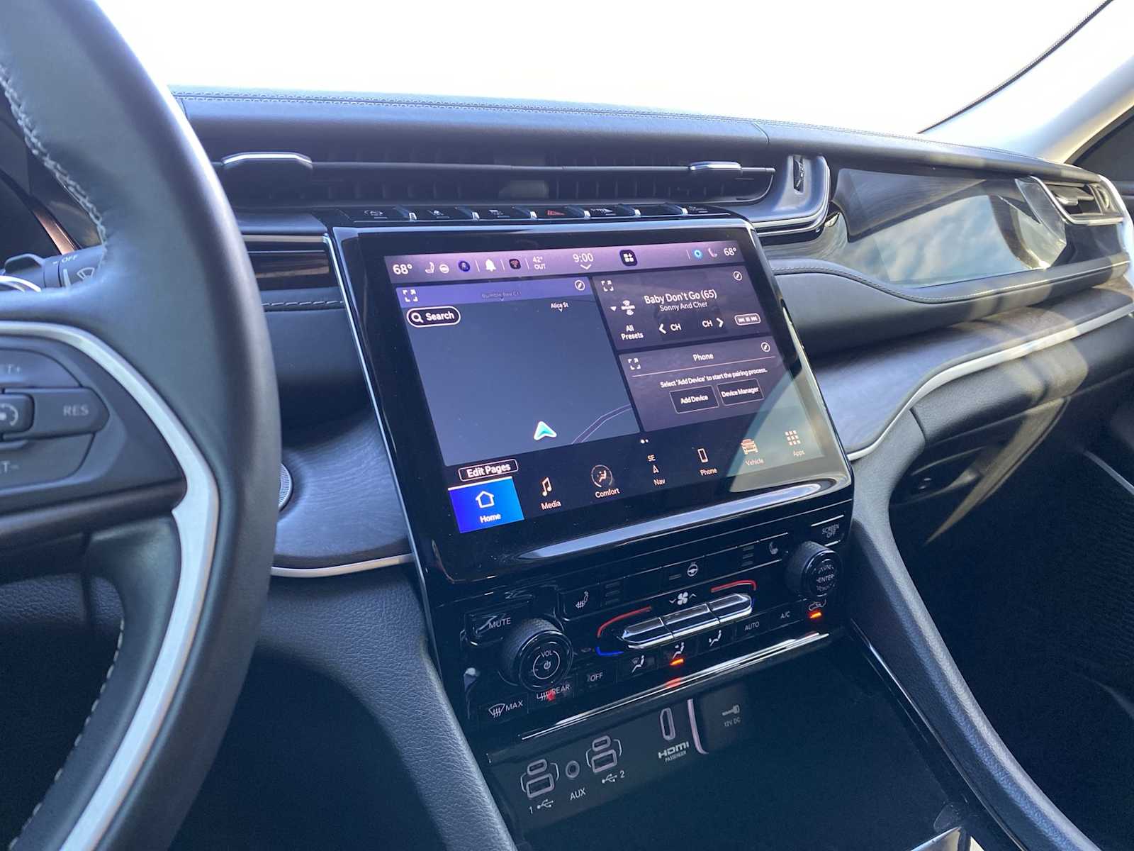 Thumbnail: 2022 Jeep Grand Cherokee - 23