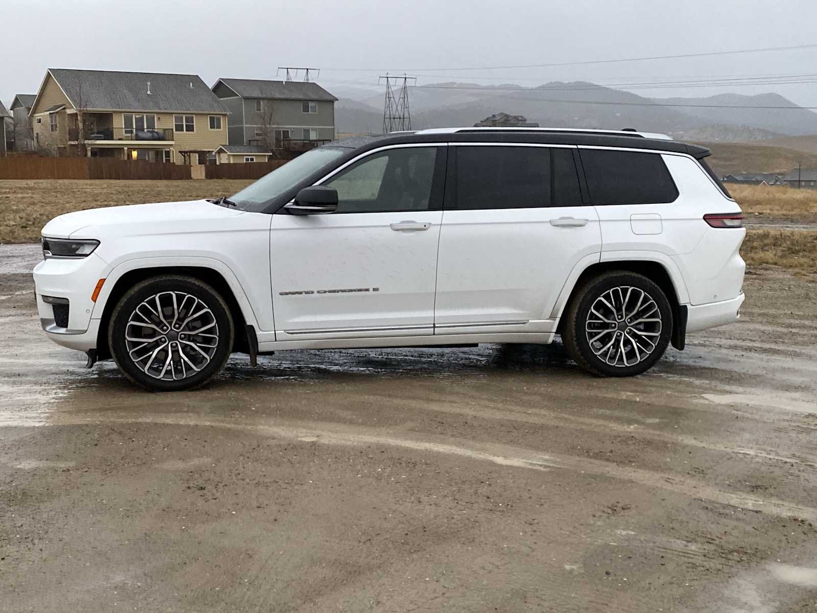 Thumbnail: 2022 Jeep Grand Cherokee - 10