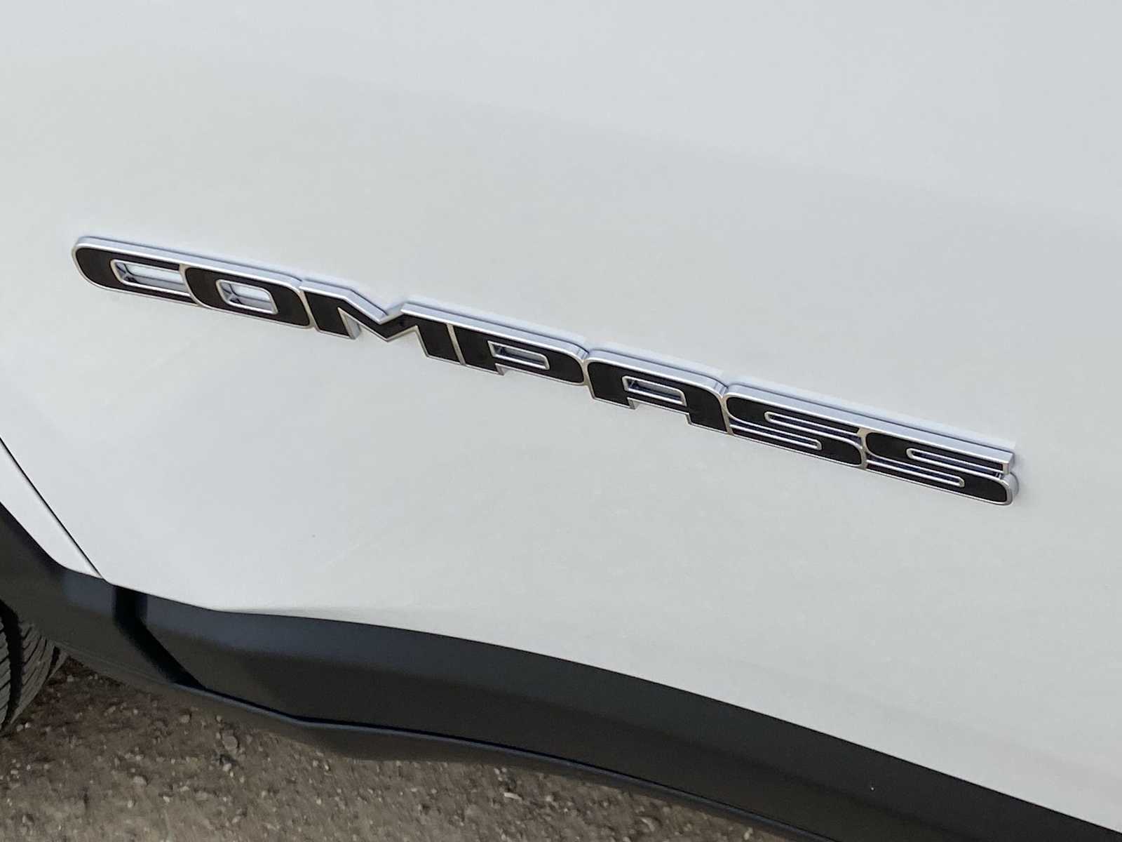 Thumbnail: 2026 Jeep Compass - 15