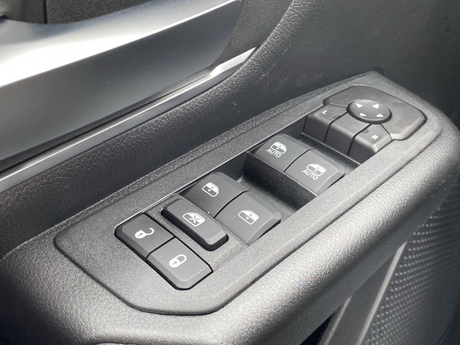 Thumbnail: 2026 RAM 1500 - 20