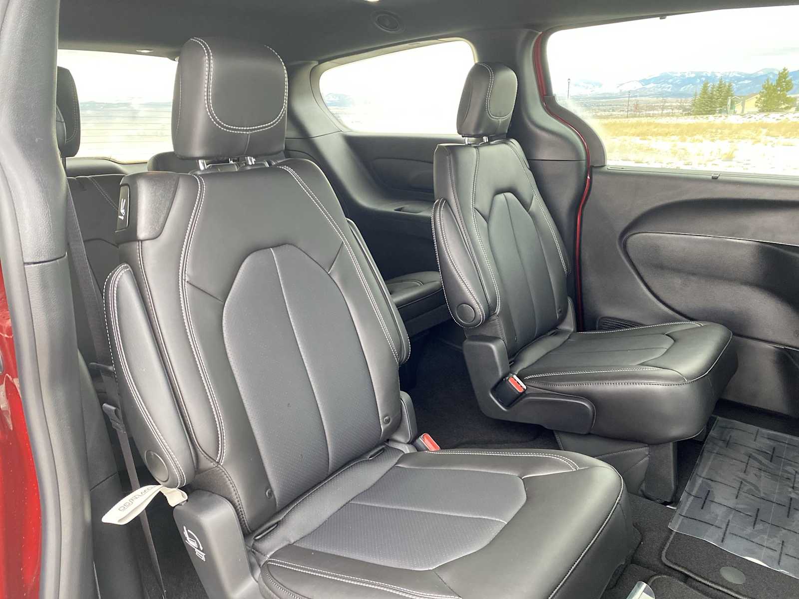 Thumbnail: 2026 Chrysler Pacifica - 17