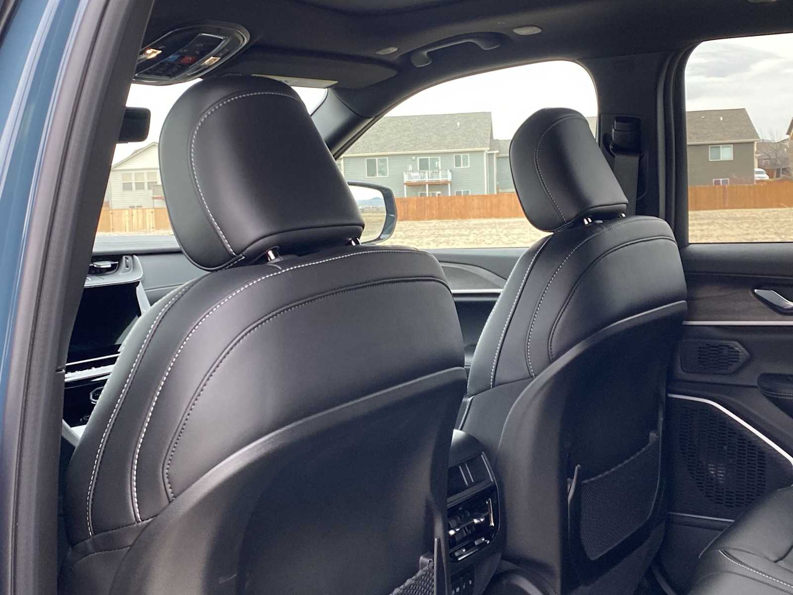 Thumbnail: 2026 Jeep Grand Cherokee - 34