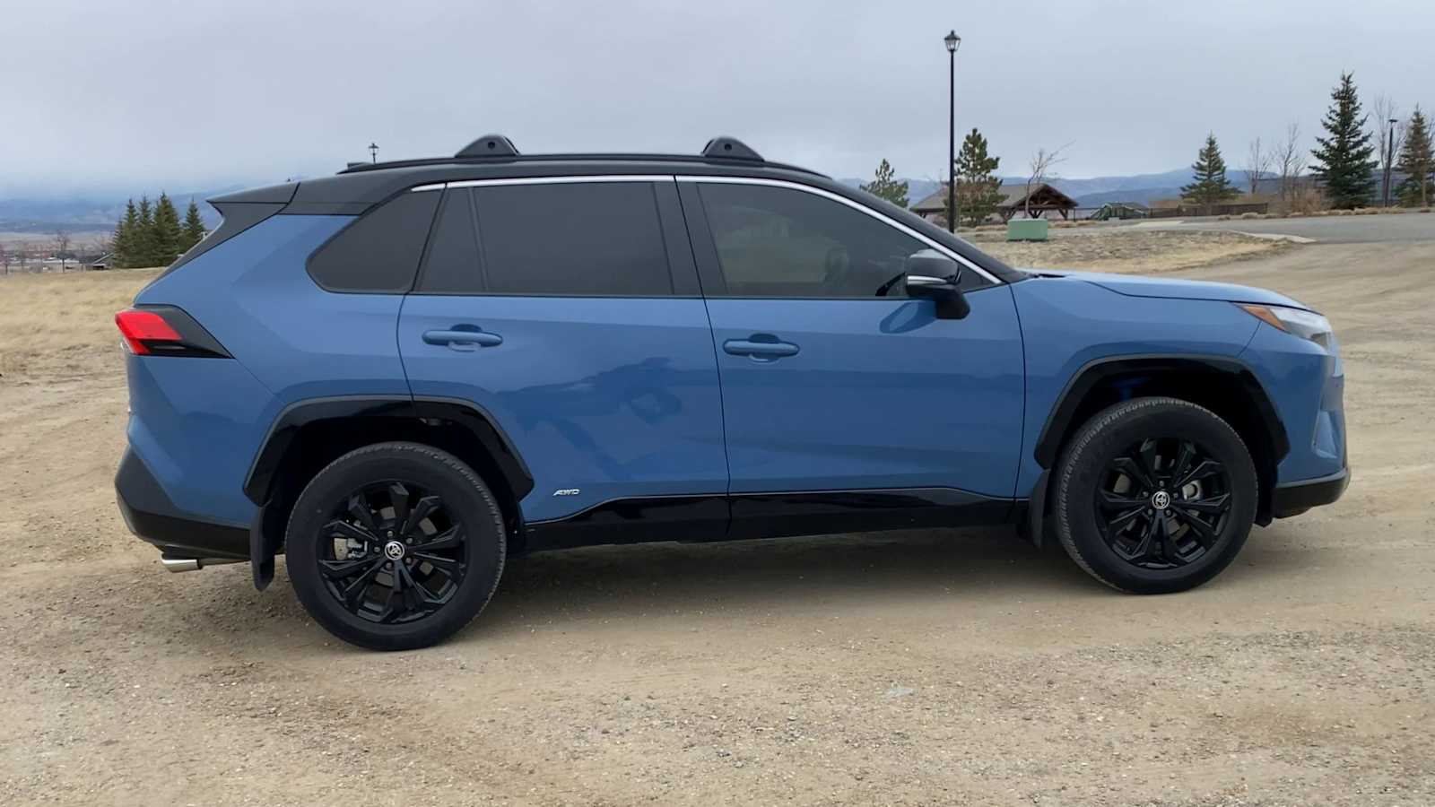 Thumbnail: 2022 Toyota RAV4 - 9