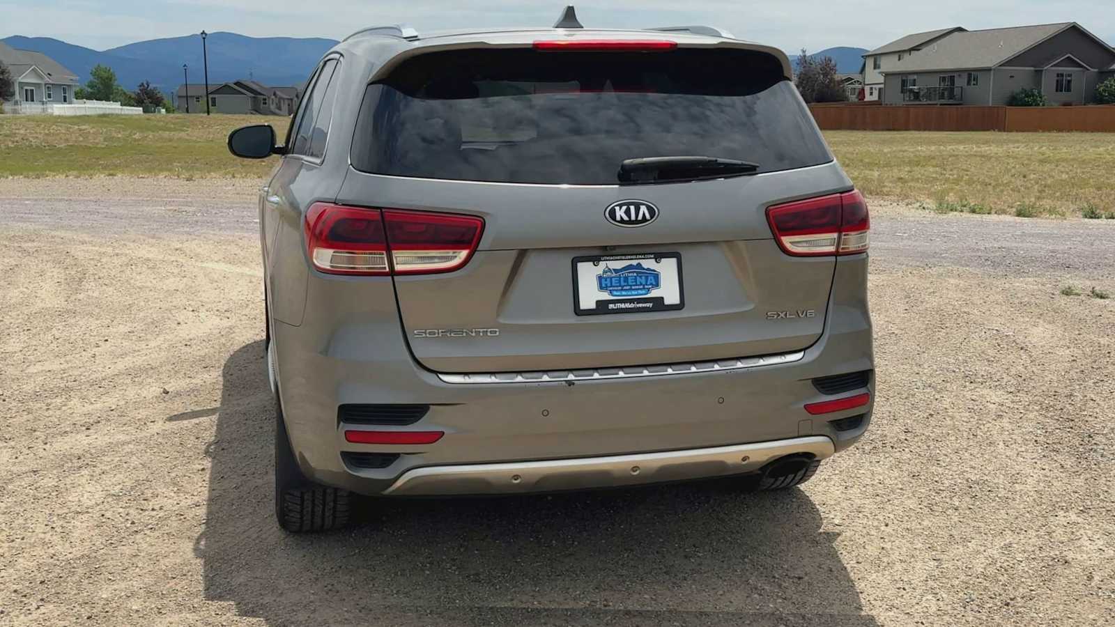 Thumbnail: 2017 Kia Sorento - 7