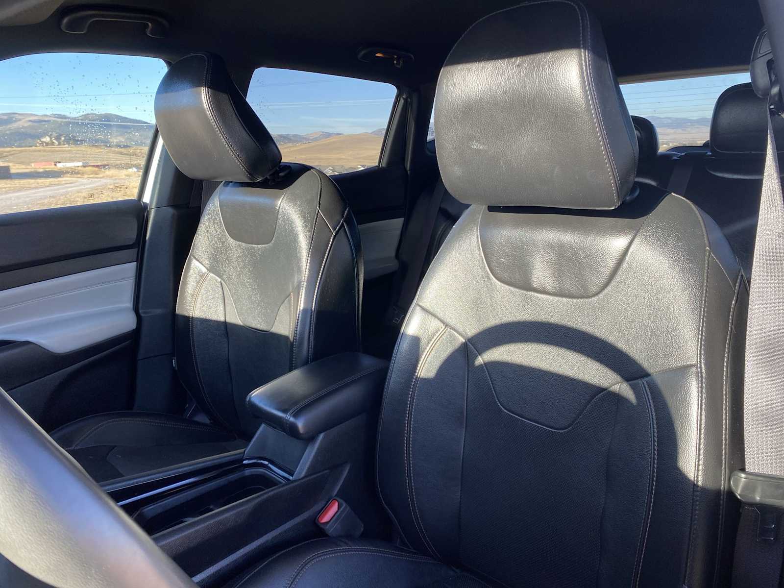 Thumbnail: 2023 Jeep Compass - 18