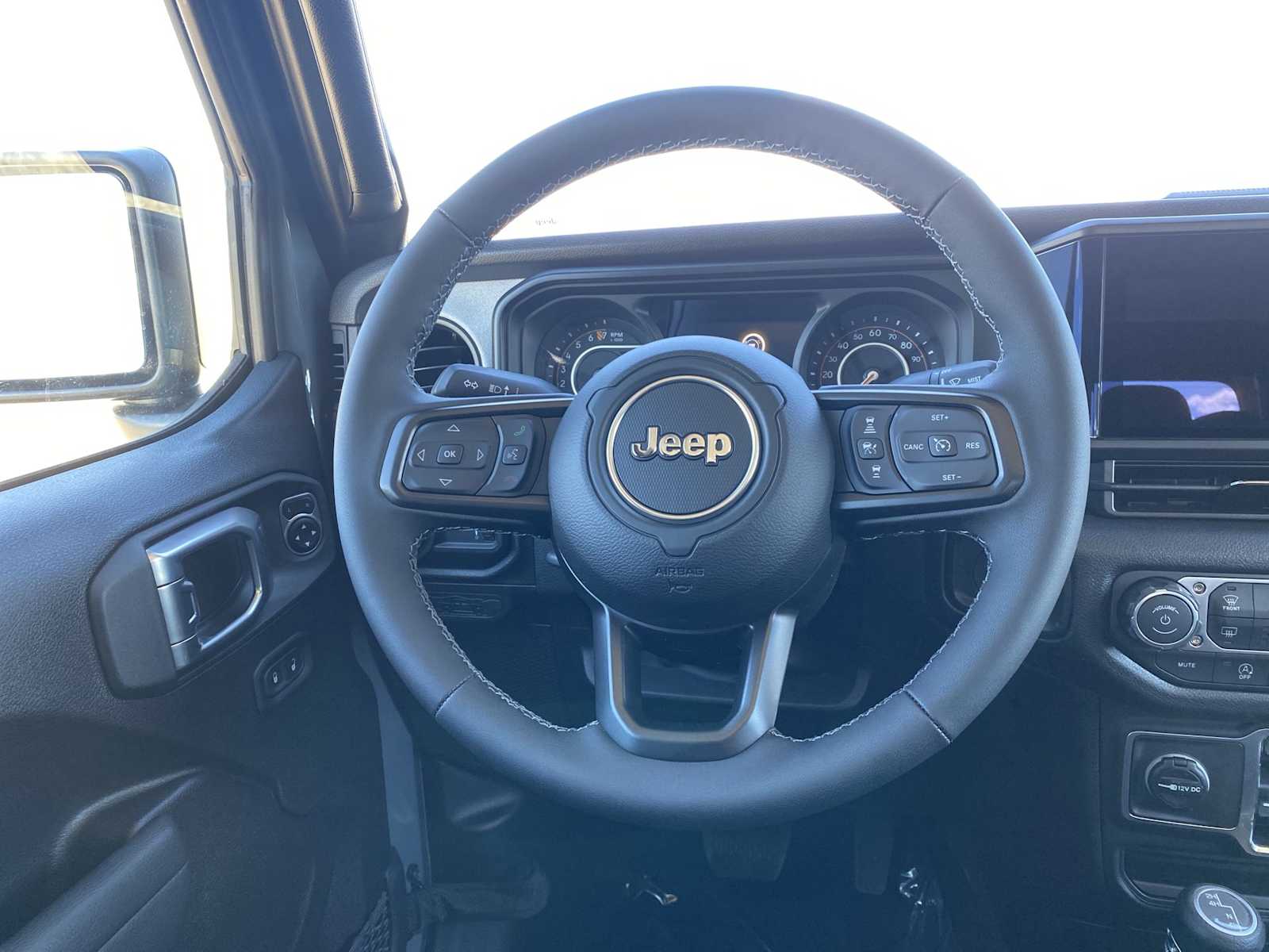 Thumbnail: 2026 Jeep Gladiator - 28