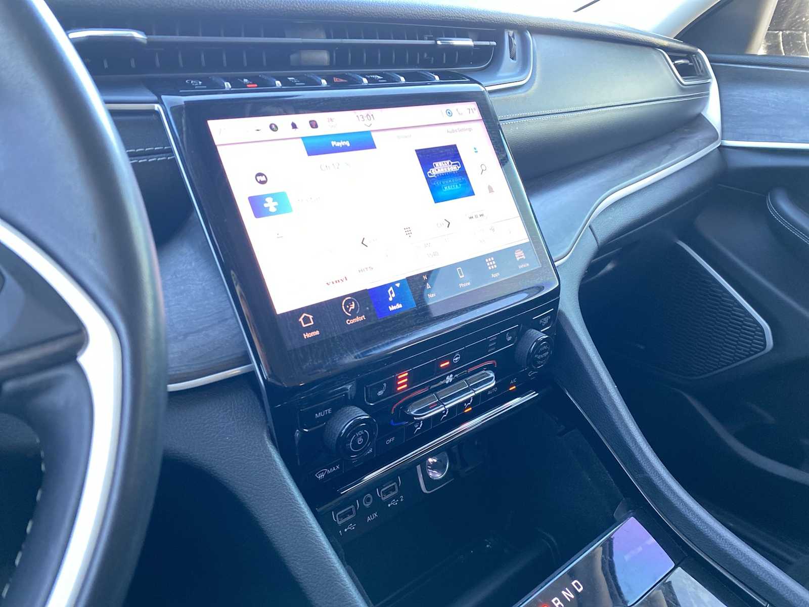 Thumbnail: 2022 Jeep Grand Cherokee - 18