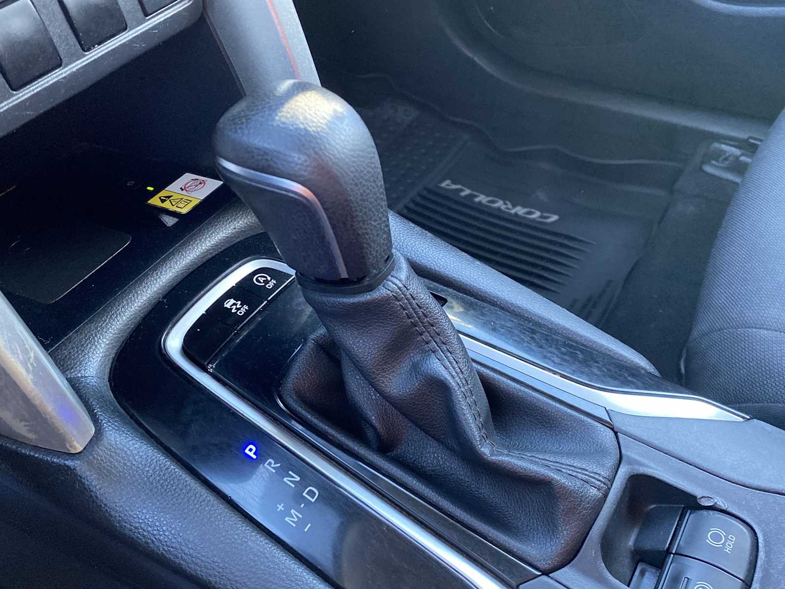 Thumbnail: 2022 Toyota Corolla Cross - 22