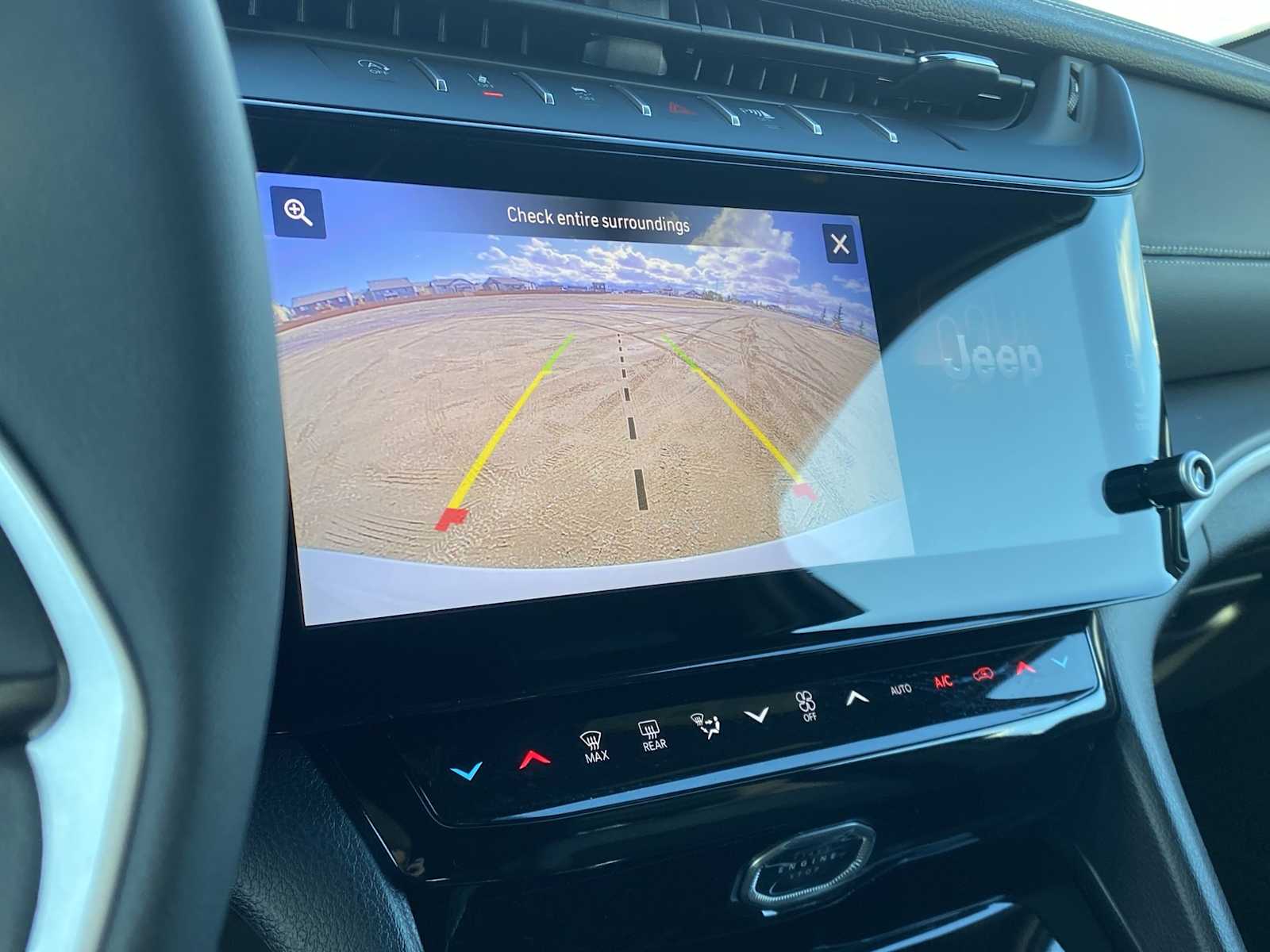 Thumbnail: 2026 Jeep Grand Cherokee - 28