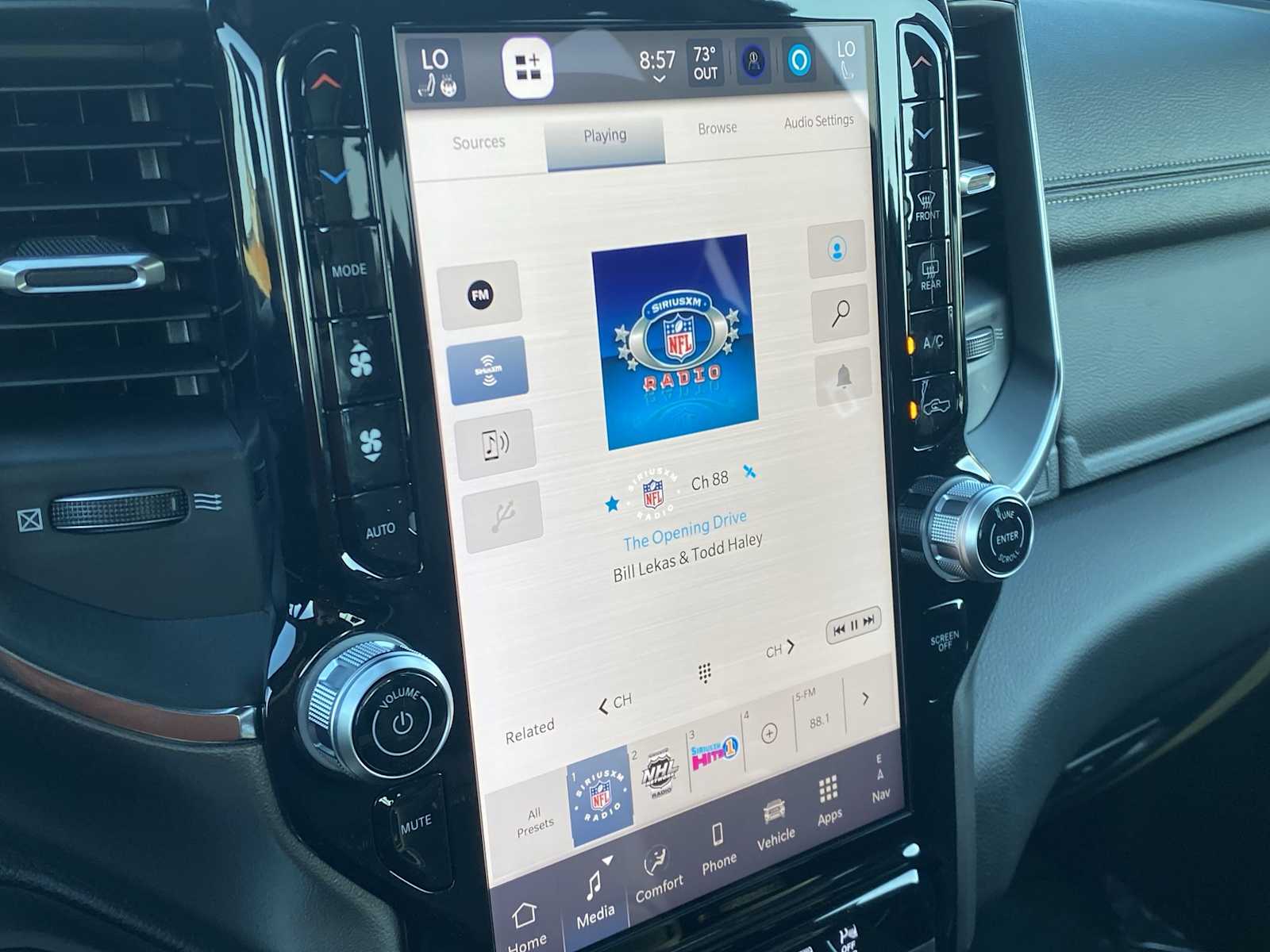 Thumbnail: 2025 RAM 1500 - 28