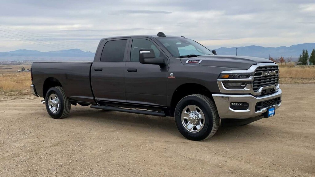 New 2026 Ram 3500 TRADESMAN CREW CAB 4X4 8' BOX Pickup