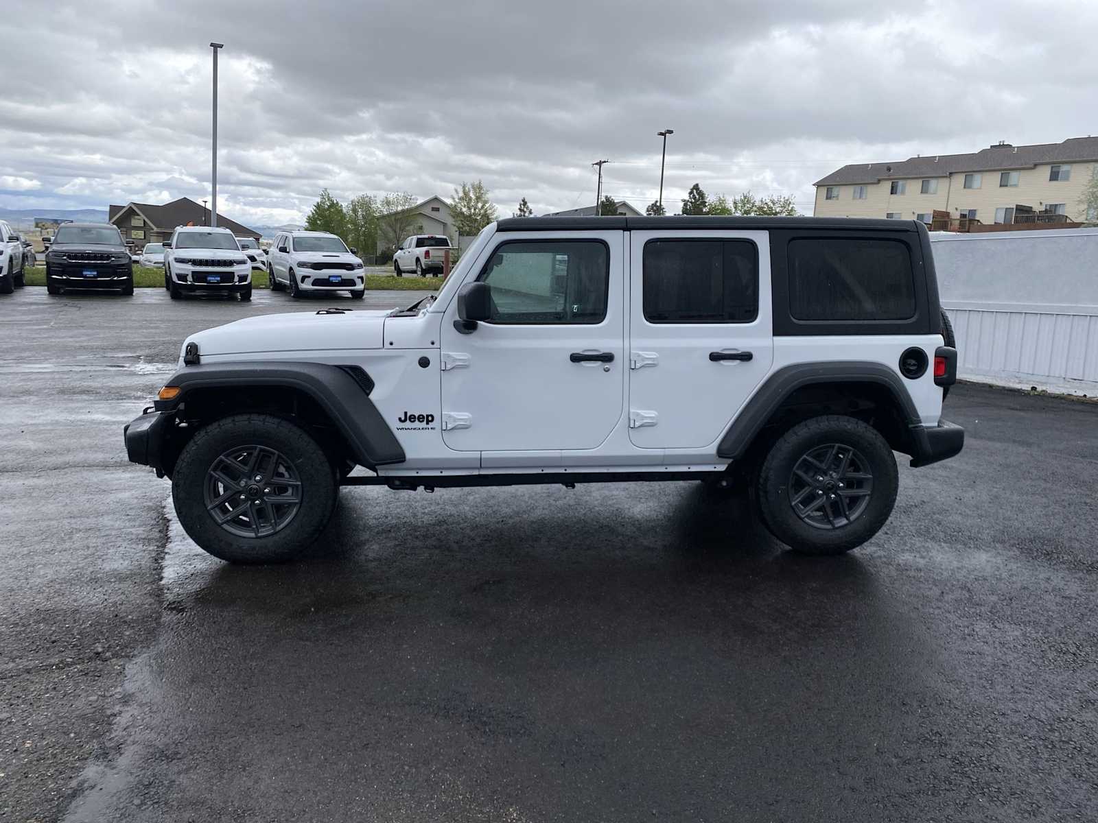 Thumbnail: 2025 Jeep Wrangler - 11