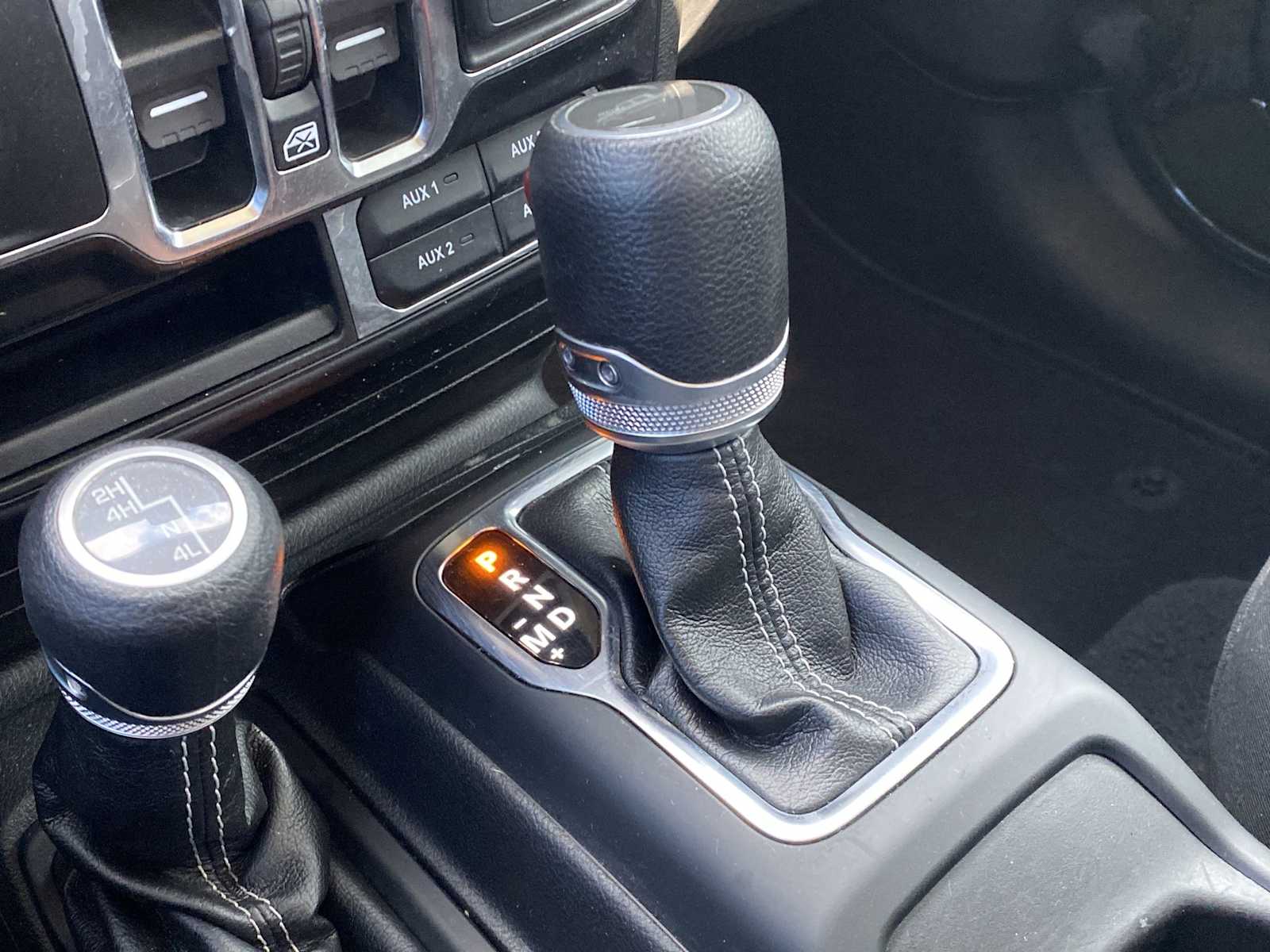 Thumbnail: 2022 Jeep Gladiator - 18