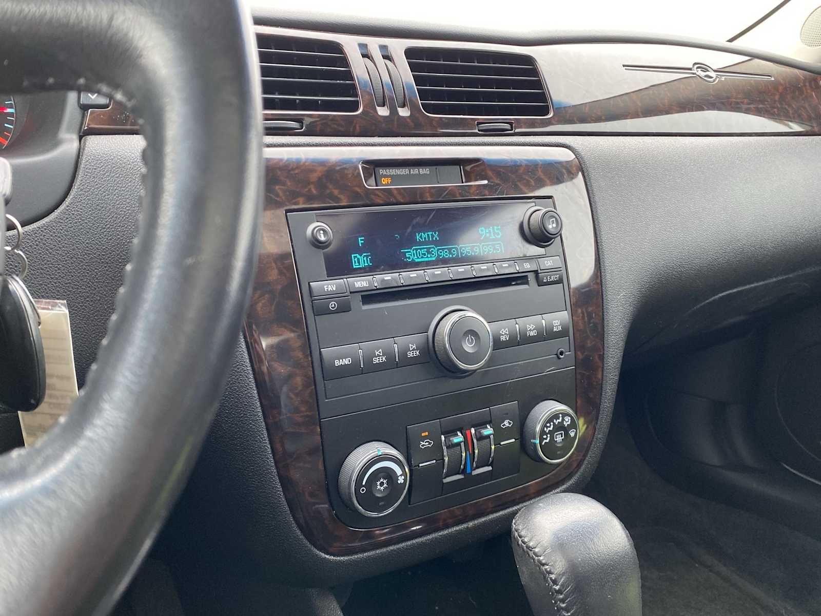 Thumbnail: 2013 Chevrolet Impala - 19